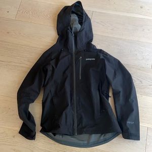 Patagonia shell rain coat jacket calcite